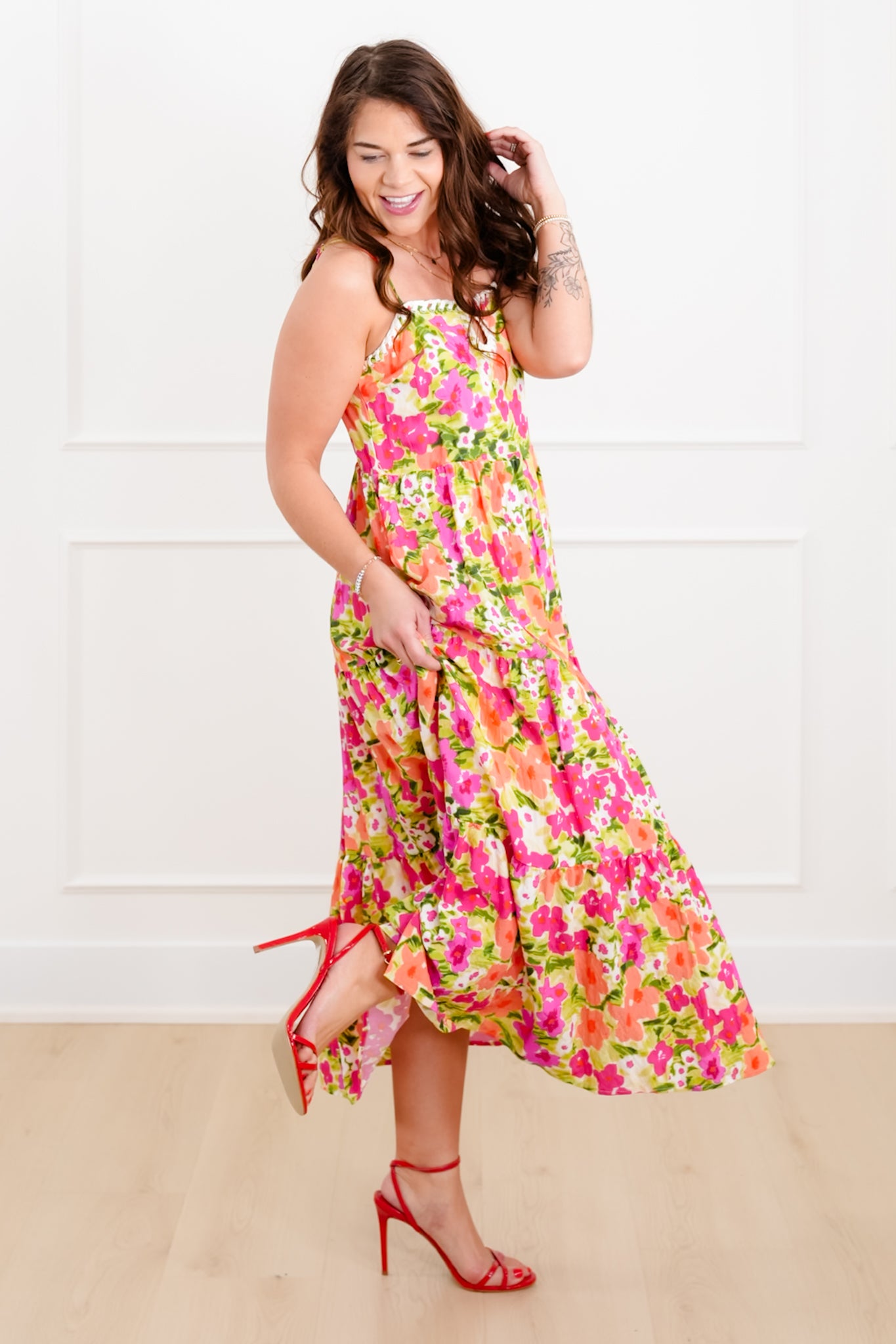 Floral Sleeveless Tiered Midi Dress