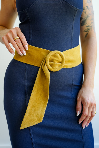 German Fuentes Circle Buckle Suede - Freckled Poppy