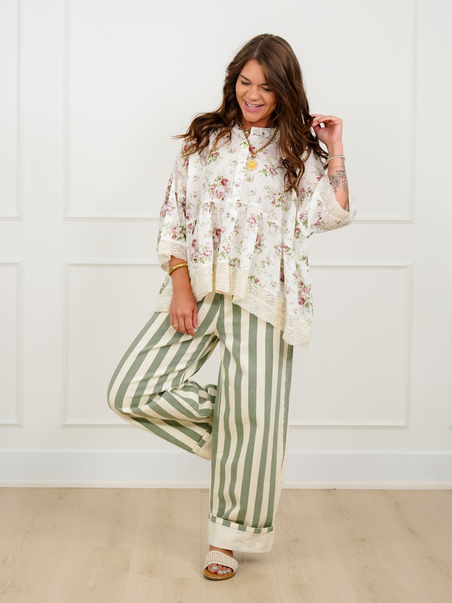 POL Floral Print 3/4 Sleeve Button Up Blouse