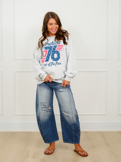 Plus/Reg Long Sleeve "America Land of the Free 1776" Graphic Sweatshirt