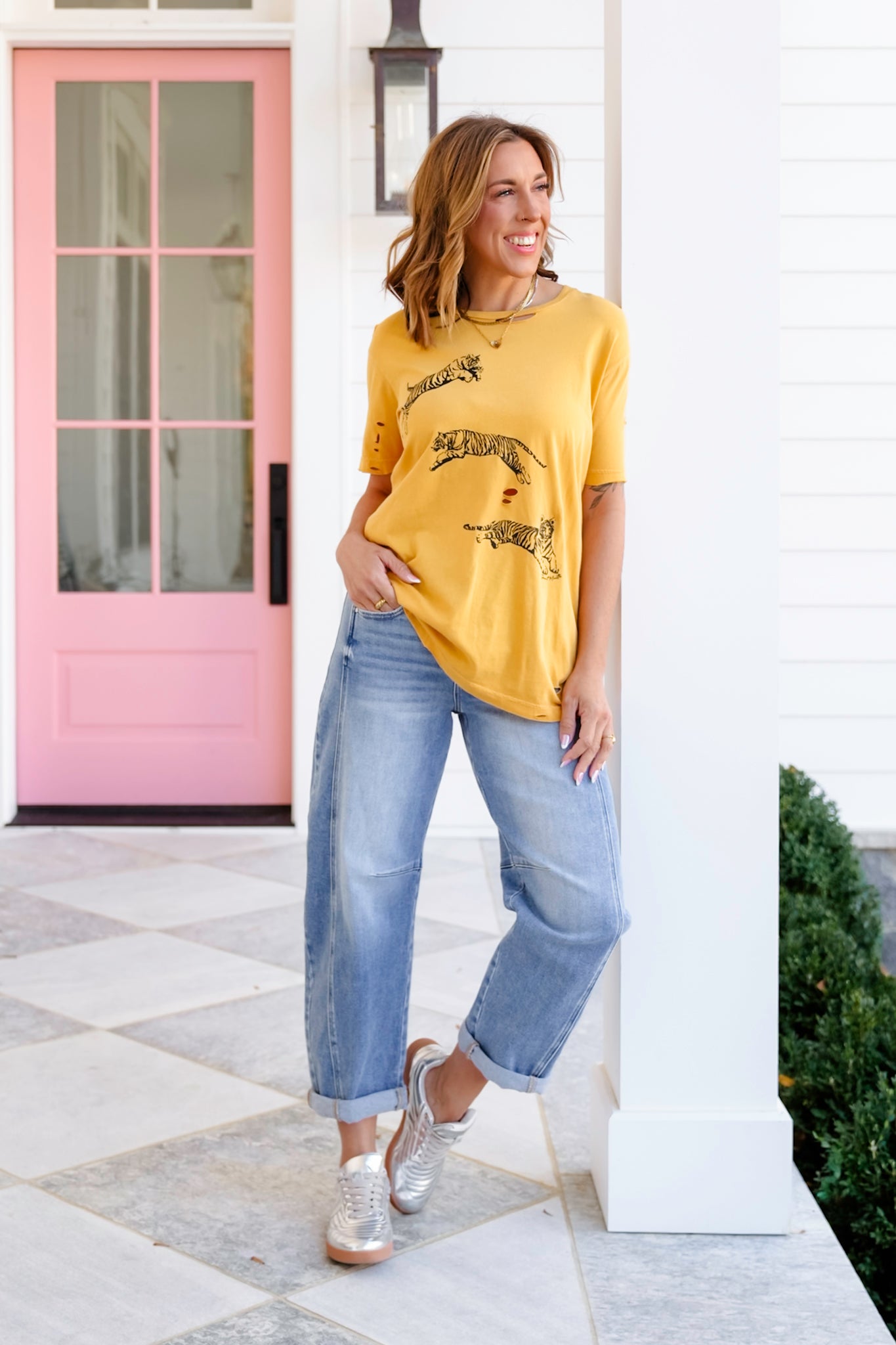 Plus/Reg Short Sleeve Distressed "Jumping Tigers" Graphic Tee