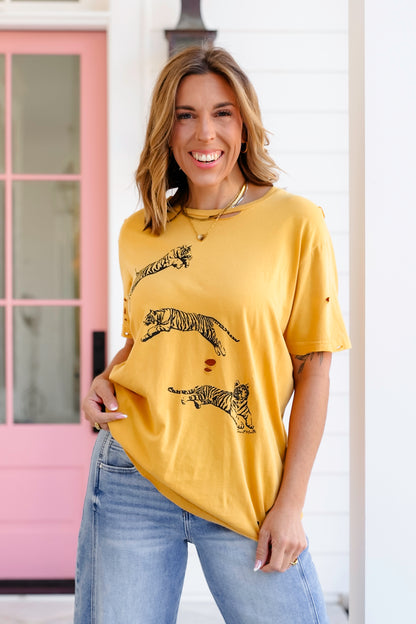 Plus/Reg Short Sleeve Distressed "Jumping Tigers" Graphic Tee