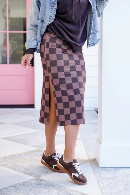 Plus/Reg Checkered Elastic Waist Midi Skirt