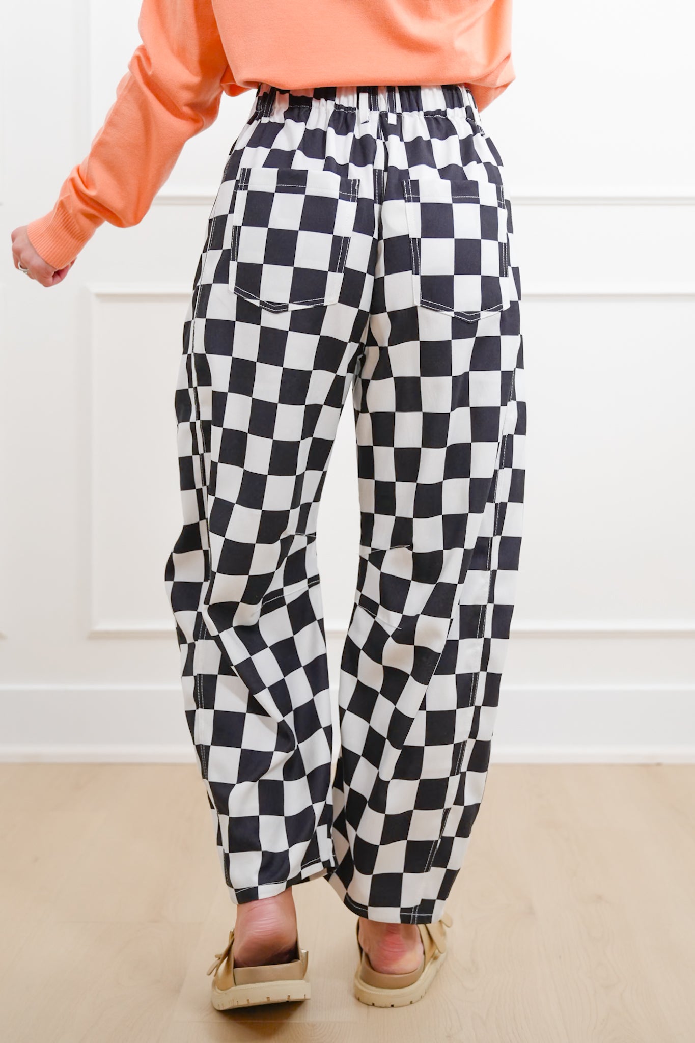 Plus/Reg Checkered and Floral High Waist Barrel Pants