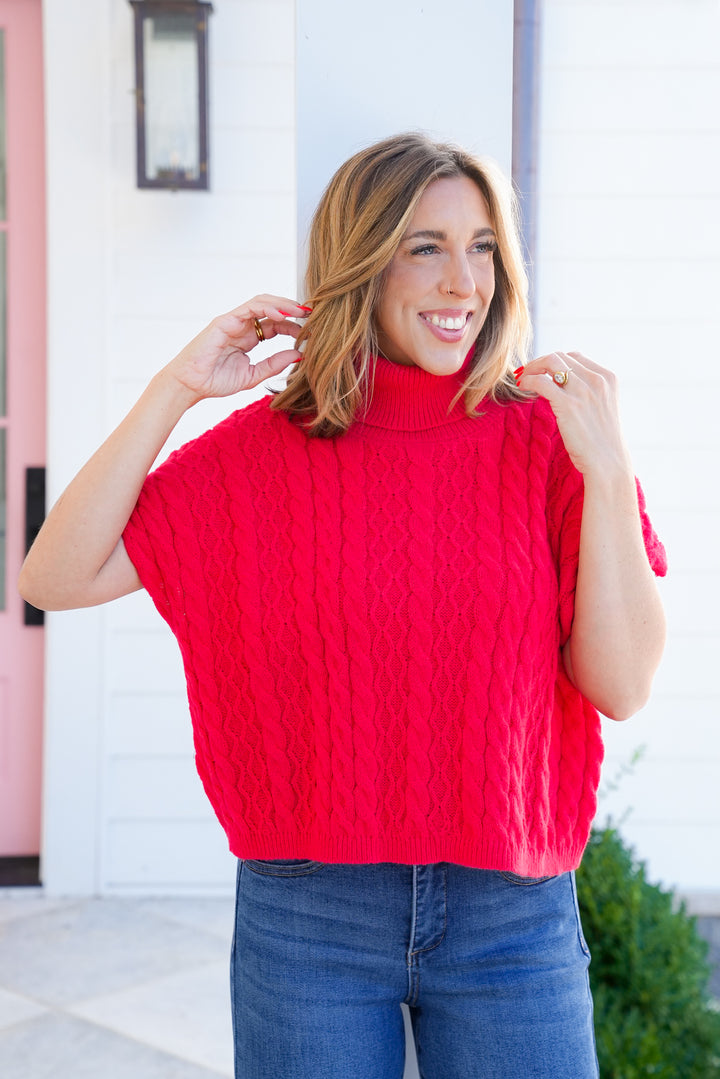 Plus/Reg Cable Knit Short Sleeve Pullover Sweater