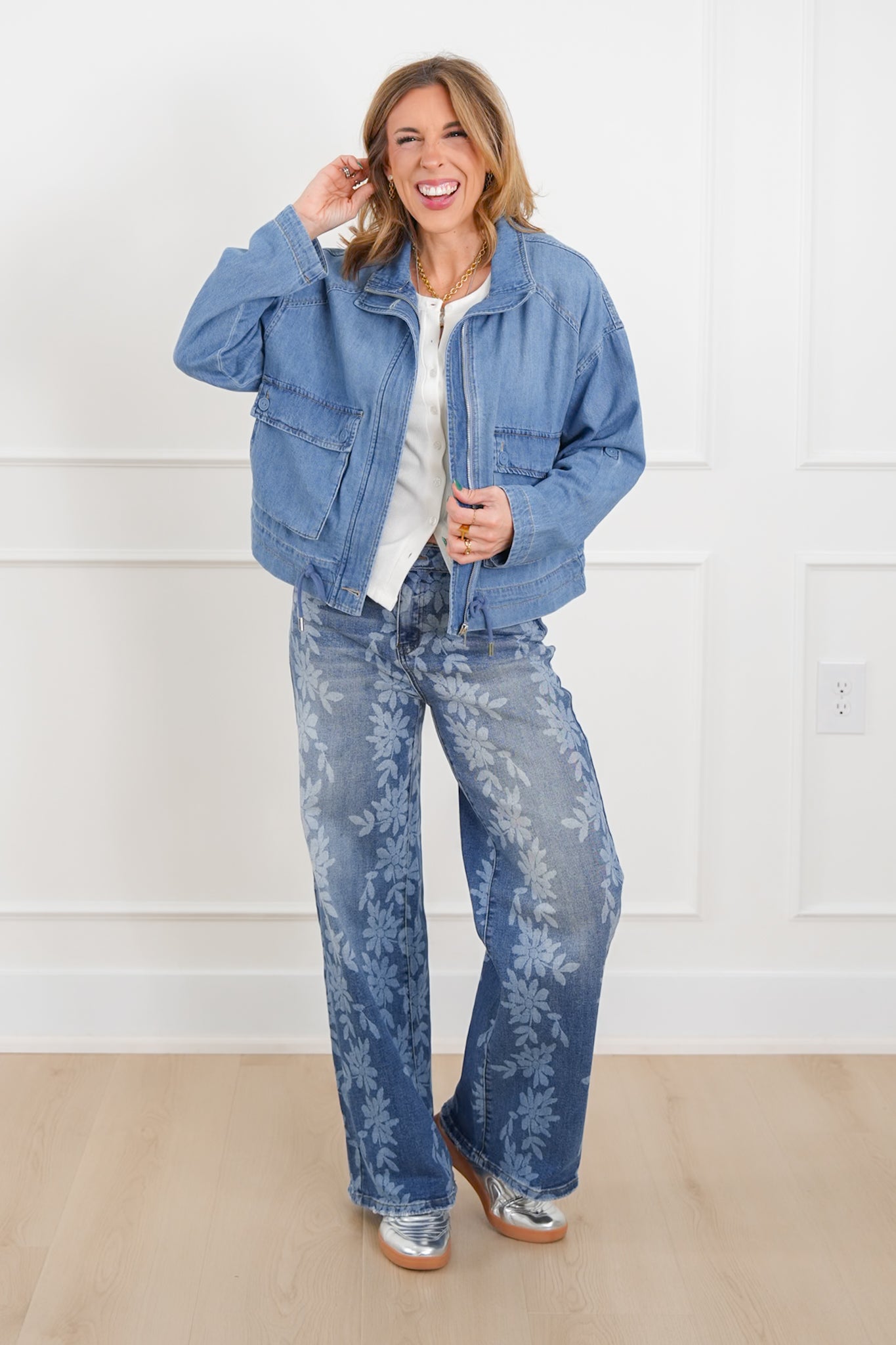 Plus/Reg Risen Medium Wash Long Sleeve Jacket with Cargo Pockets