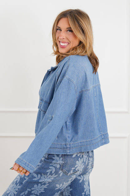 Plus/Reg Risen Medium Wash Long Sleeve Jacket with Cargo Pockets