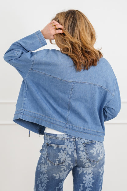 Plus/Reg Risen Medium Wash Long Sleeve Jacket with Cargo Pockets