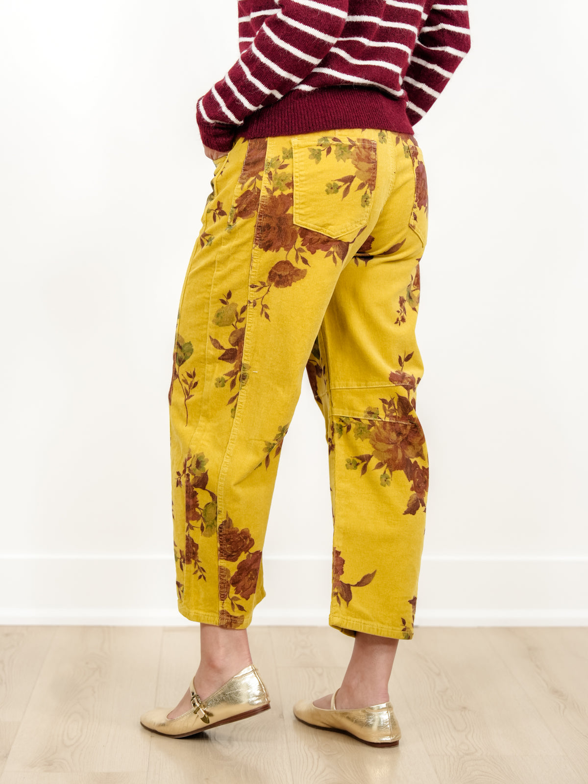 Floral Print Corduroy Barrel Leg Pants