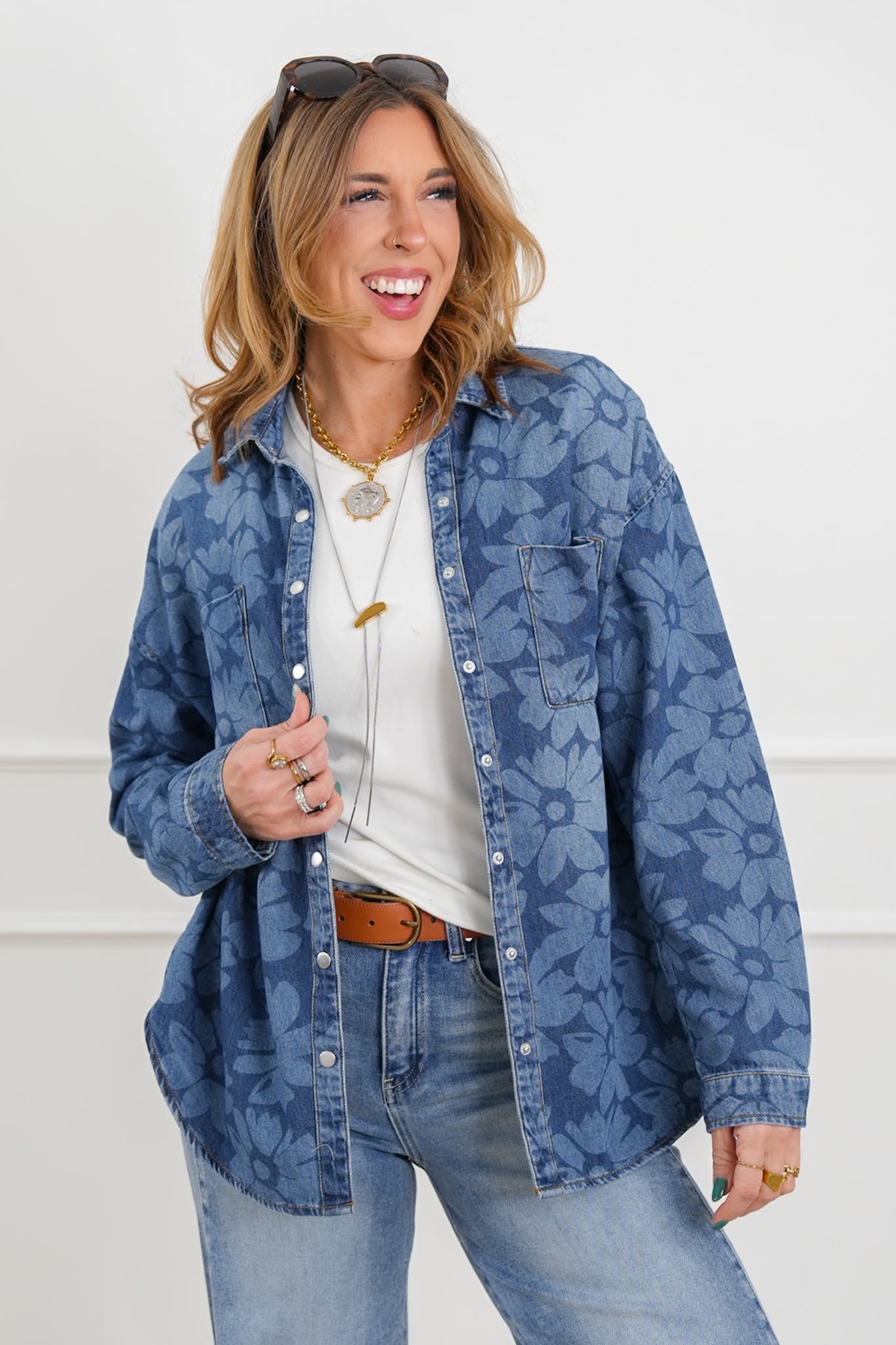 Plus/Reg Risen Dark Wash Floral Print Snap Close Top