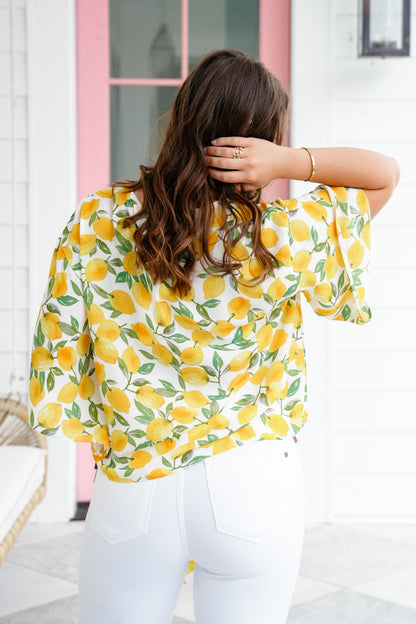 Plus/Reg Lemon Print Short Sleeve Tie Front Top