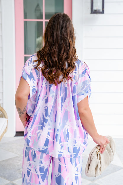 Plus/Reg Palm Tree Print Short Sleeve Split Neck Blouse