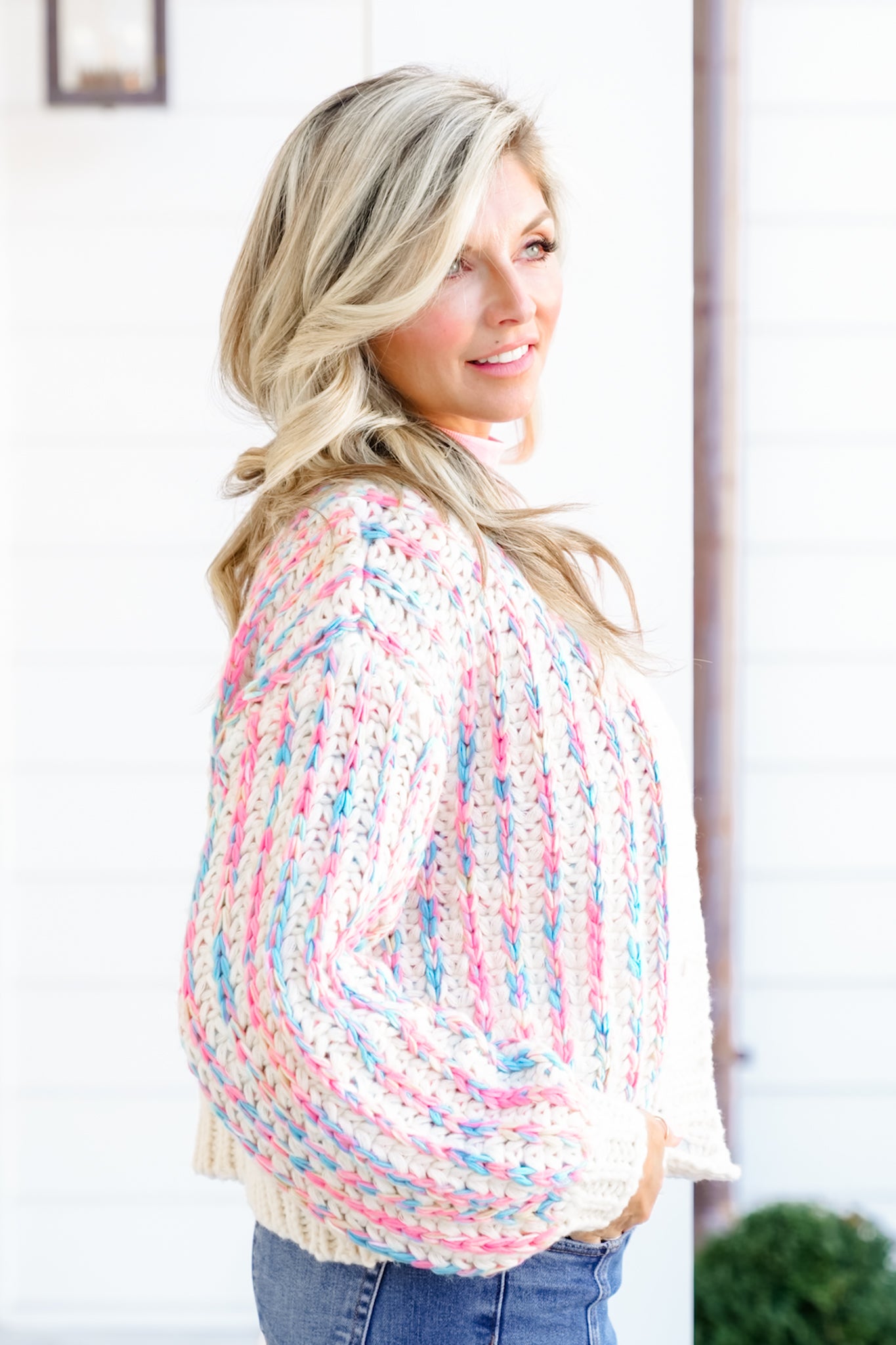 Knit Long Sleeve V-Neckline Button Down Cardigan