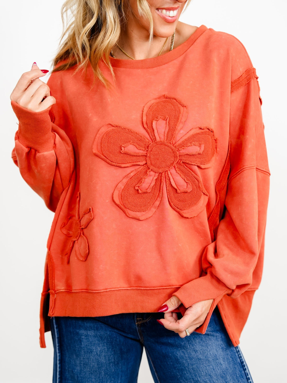 Plus/Reg Floral Applique Puff Sleeve Sweatshirt - Freckled Poppy