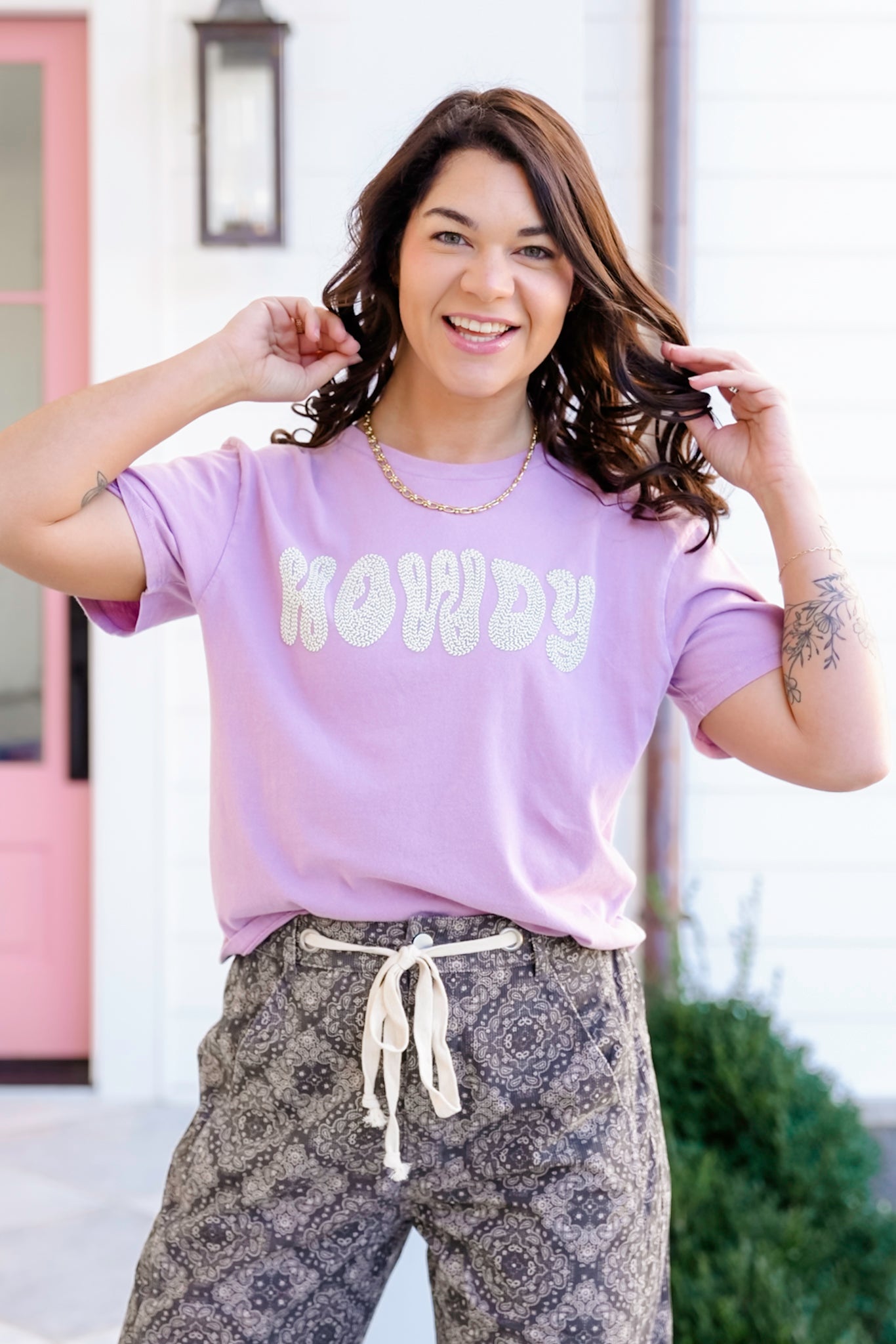 Short Sleeve Puff Print "Howdy" Graphic Mini Tee