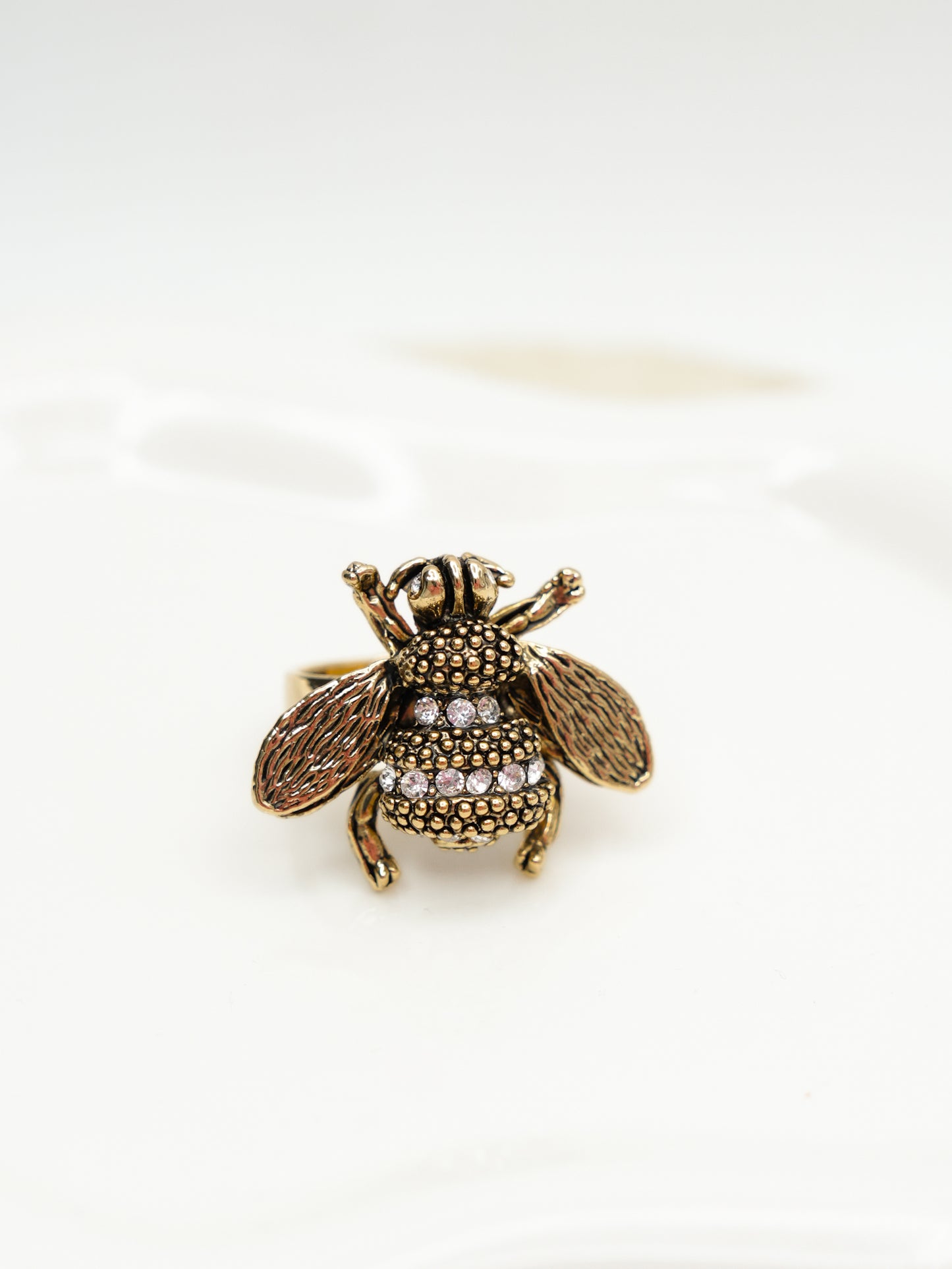Yochi Bee Ring