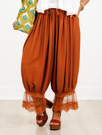 Plus/Reg Lace Hem Drawstring Wide Leg Harem Pants