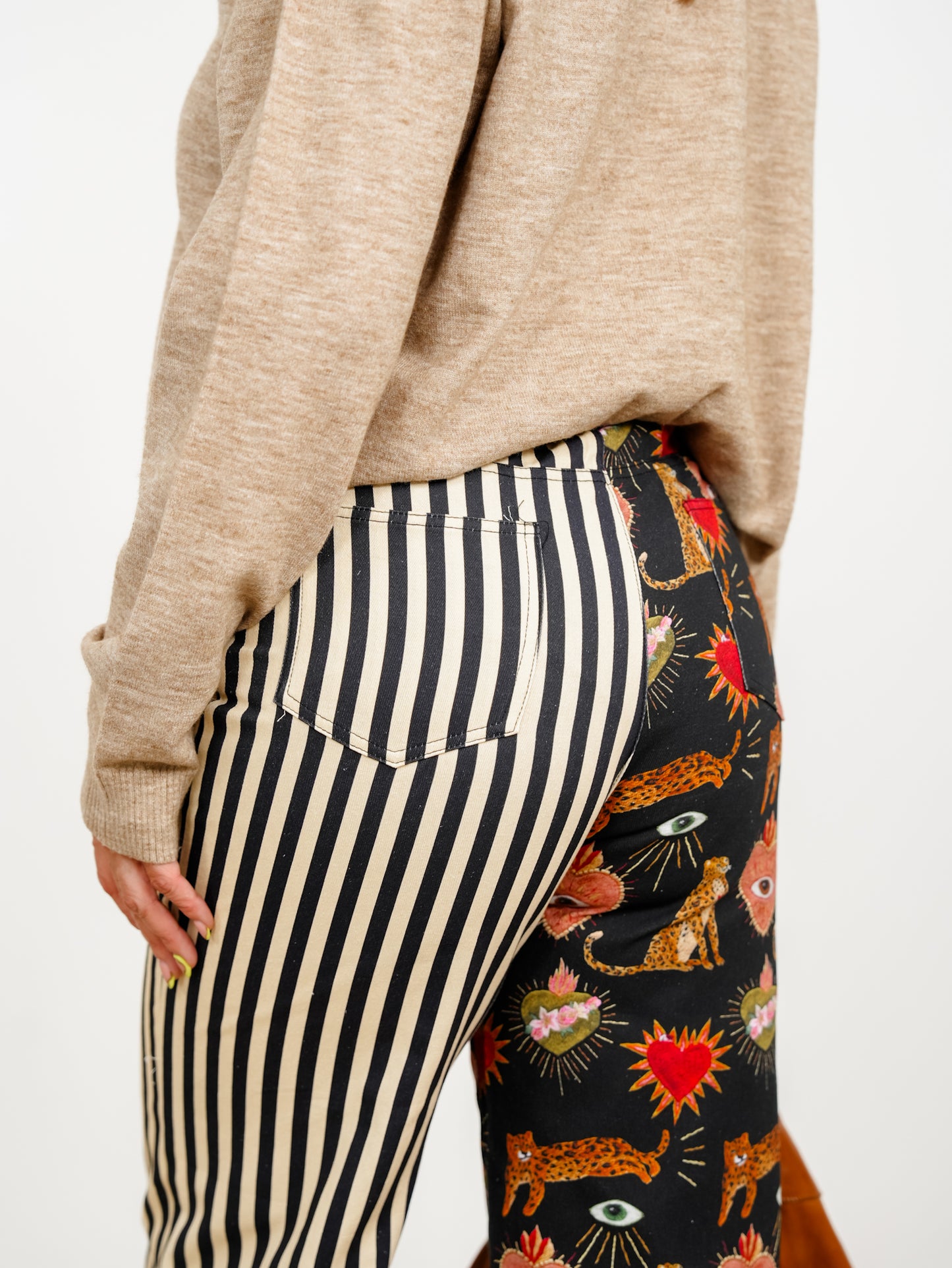 Plus/Reg Leopard Heart and Stripe Wide Leg Pants