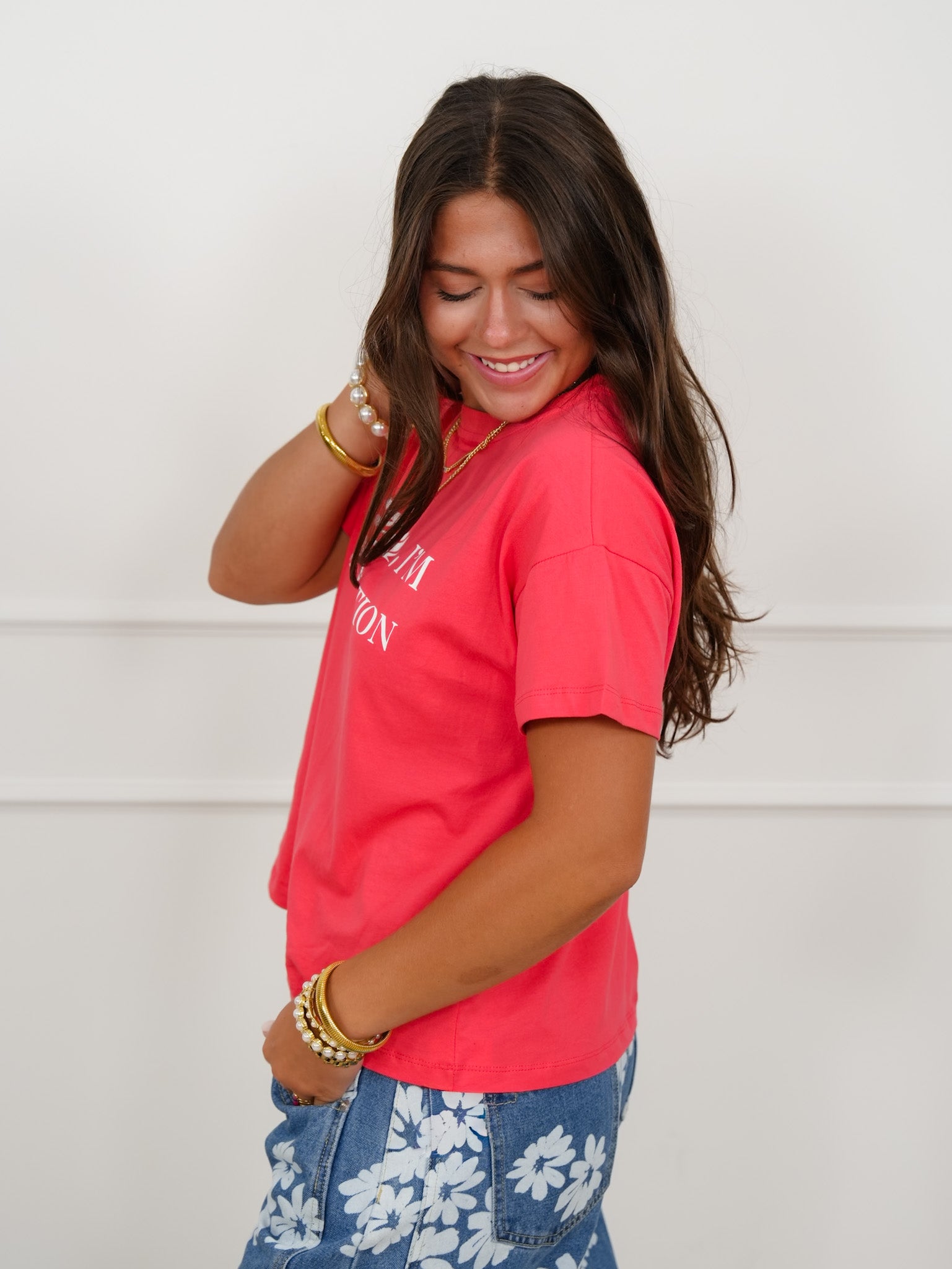 Short Sleeve 'Sorry, I'm On Vacation' Graphic Tee – Freckled Poppy