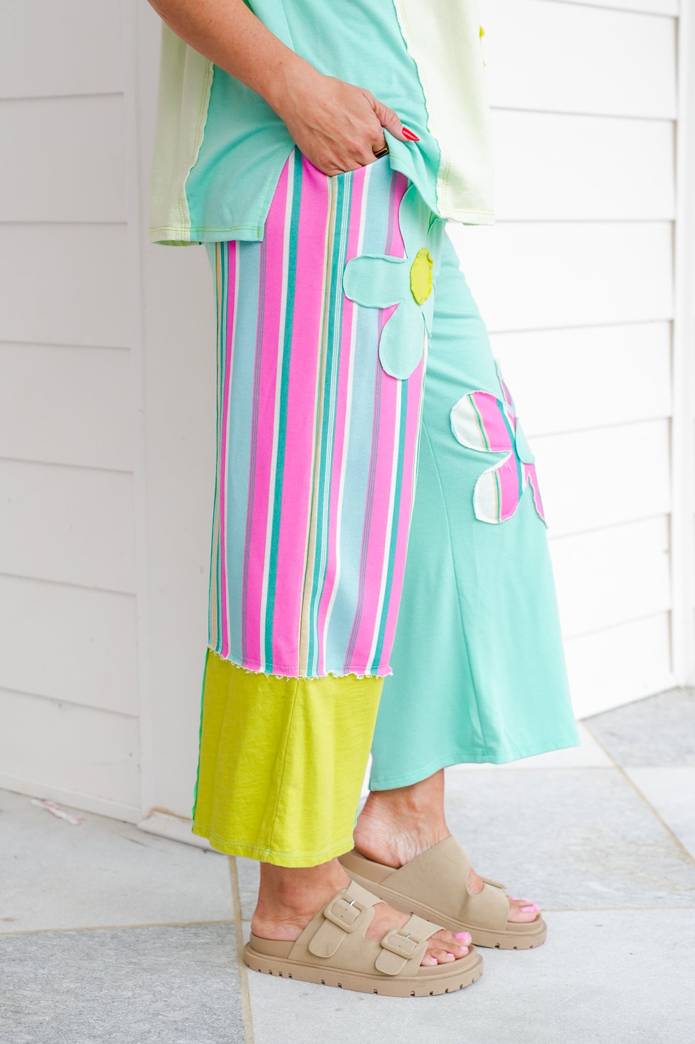 Stripe Flower Patch Elastic Waist Pants