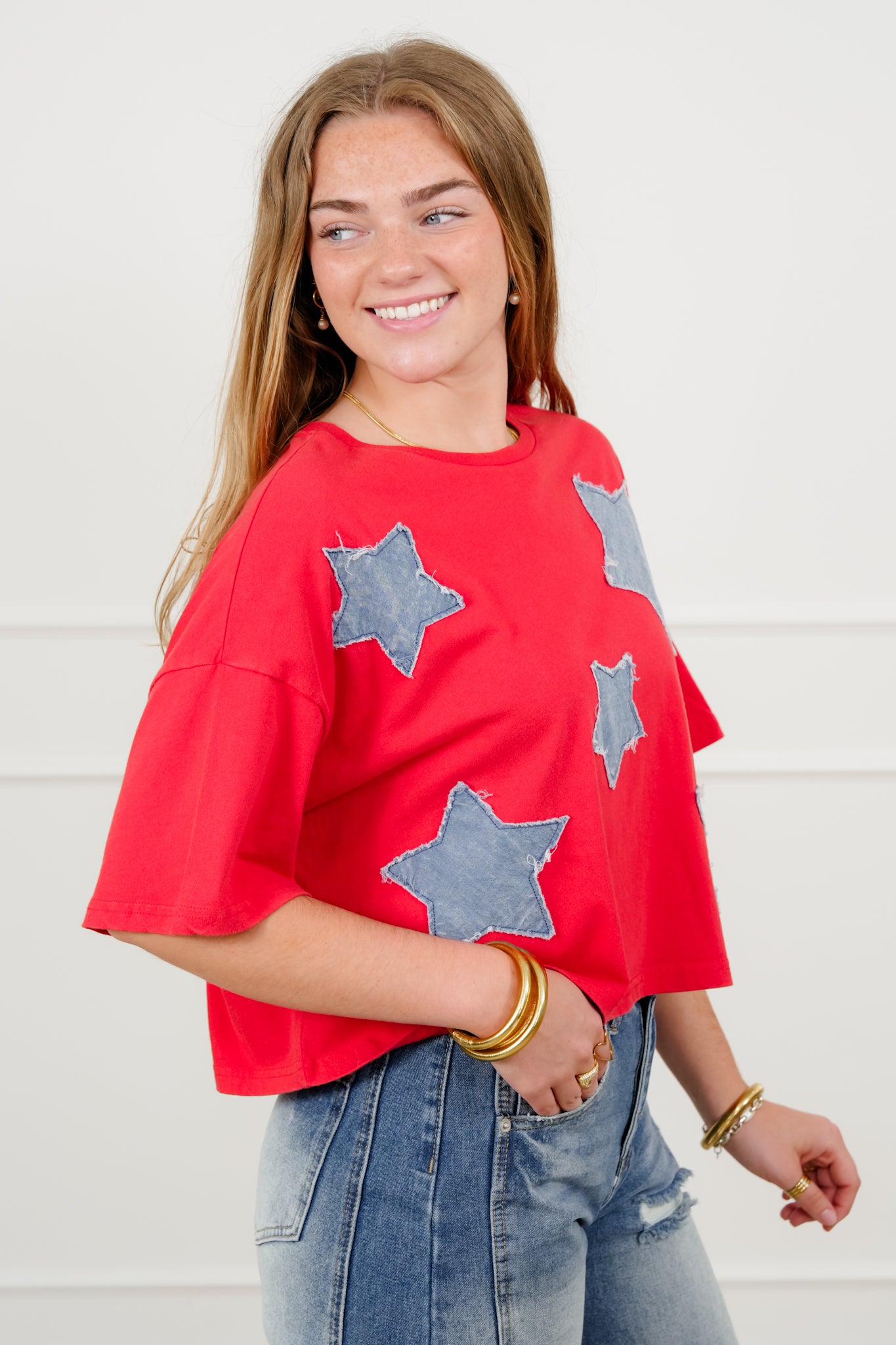 Short Sleeve Star Patch Crew Neck Top