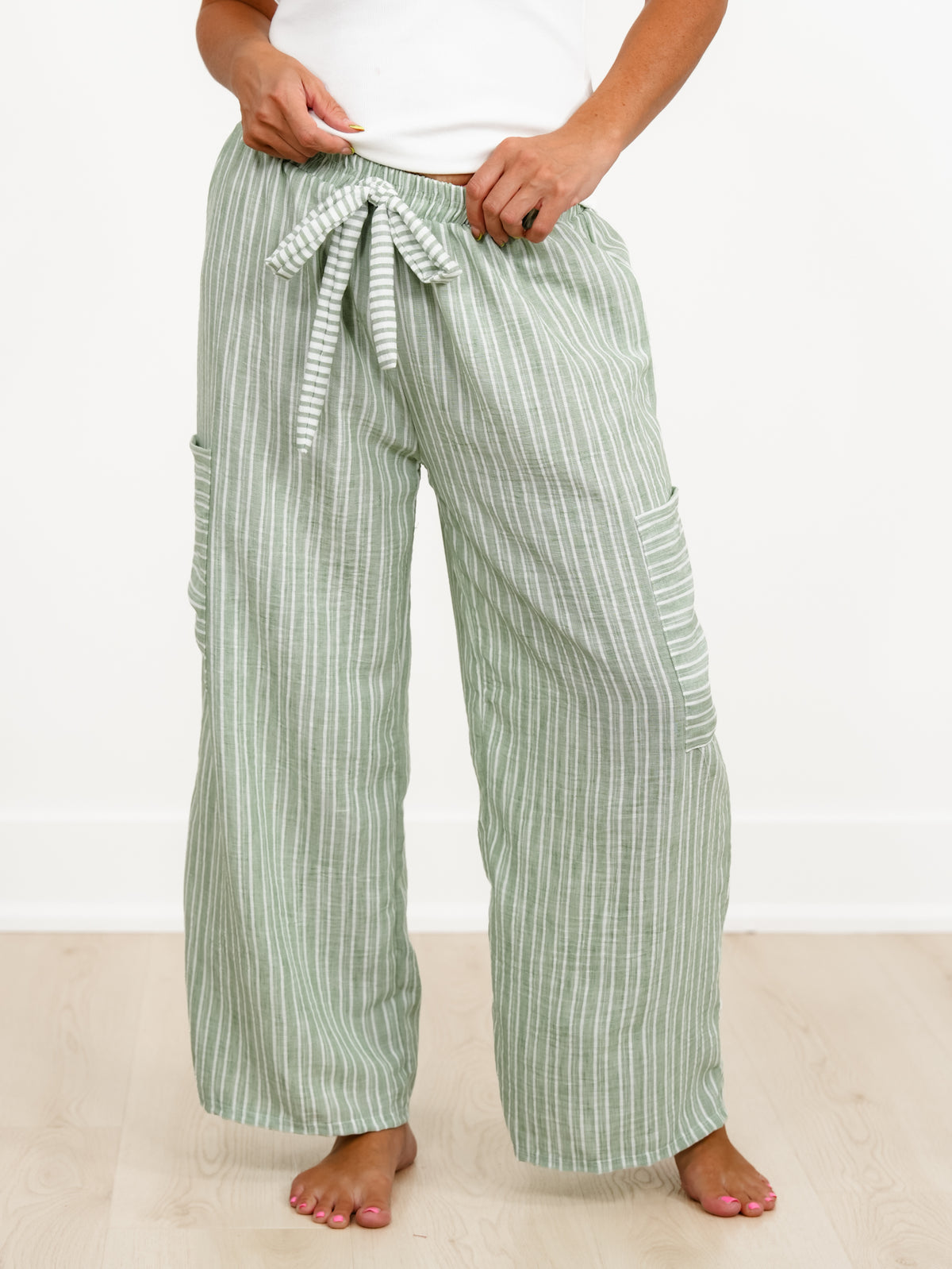 Plus/Reg Stripe Pattern Wide Leg Pants With Pockets