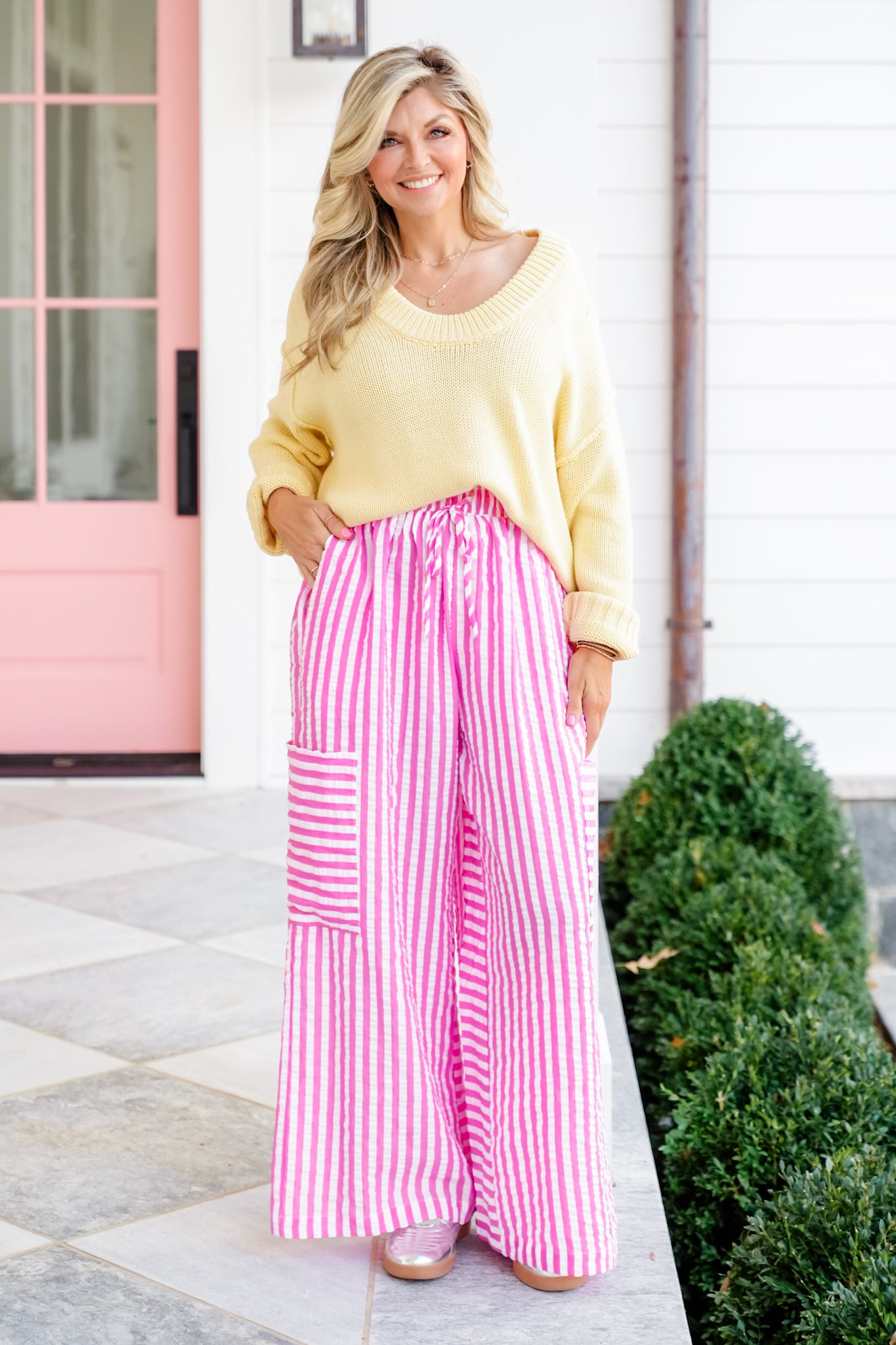 Plus/Reg Stripe Seersucker Elastic Waist Wide Leg Pants