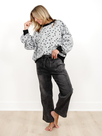 Plus/Reg Floral Color Block Waffle Knit Sweatshirt