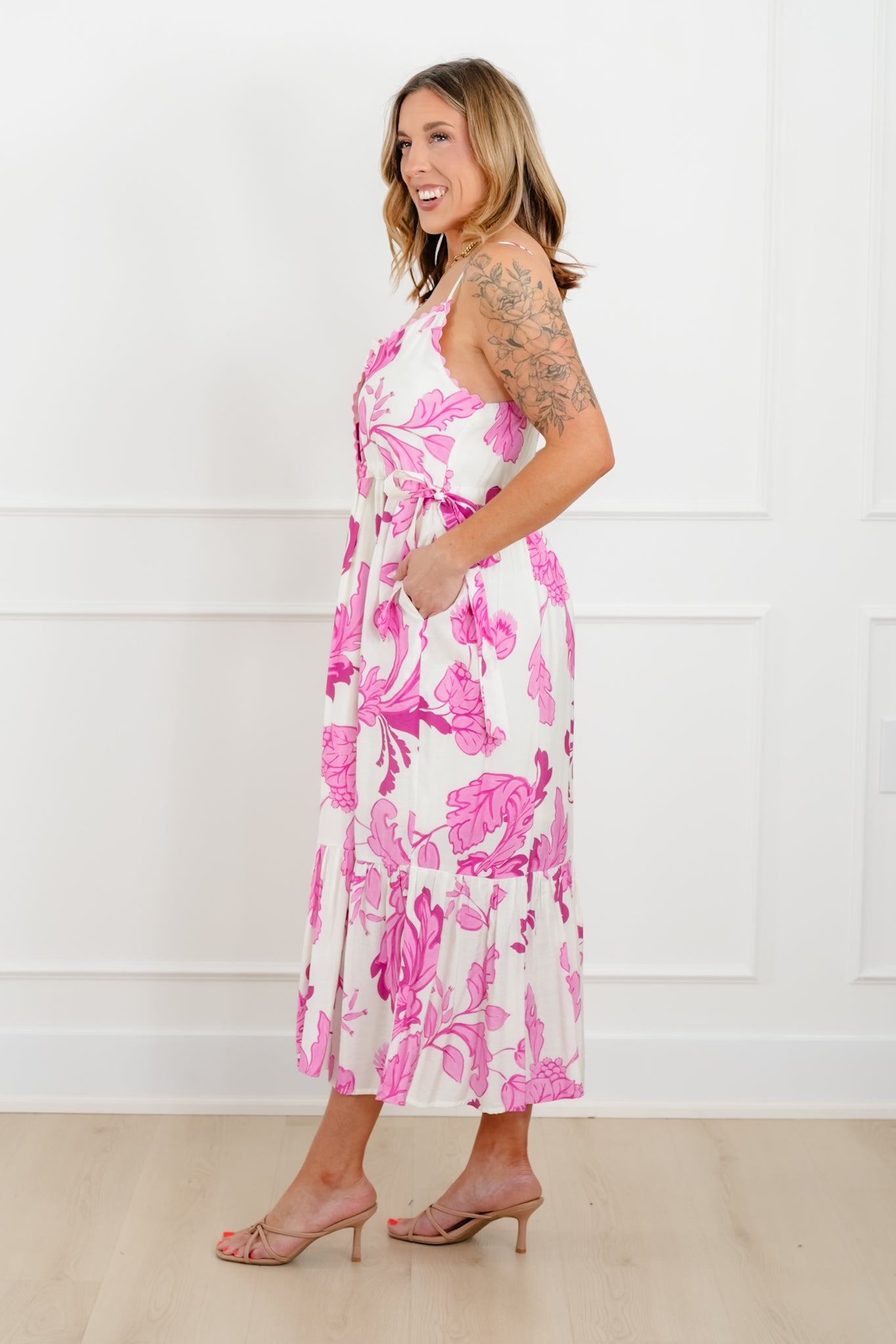 Floral Print Sleeveless Button Down Midi Dress
