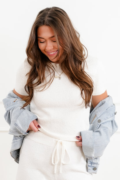 Round Neck Short Sleeve Cropped Sweater Top