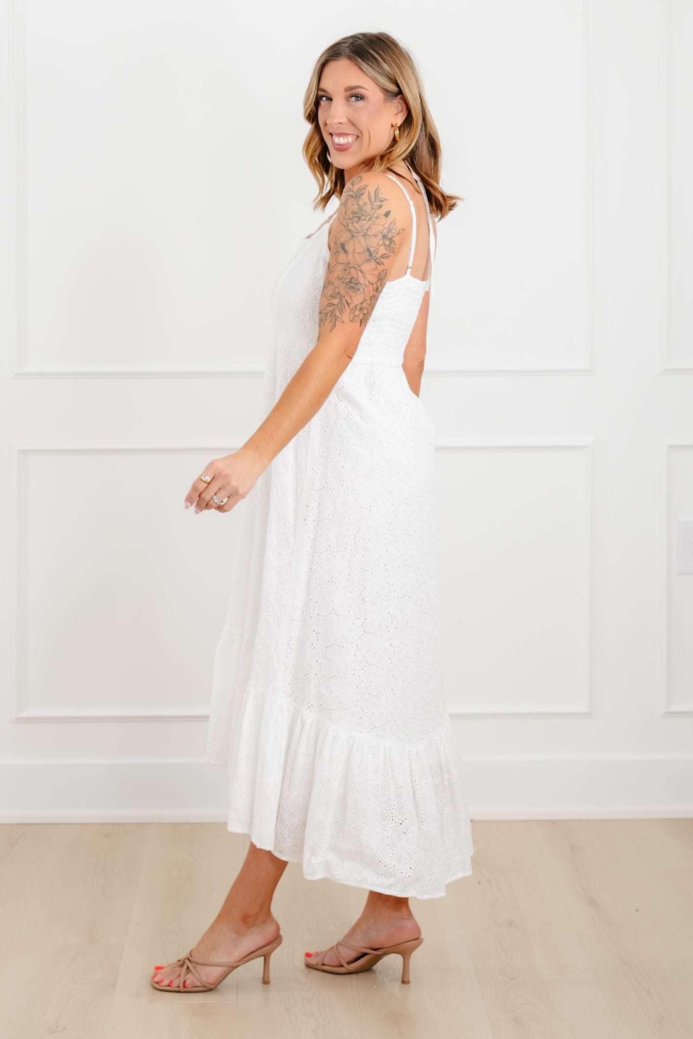 Plus/Reg White Embroidered Spaghetti Strap Midi Dress L