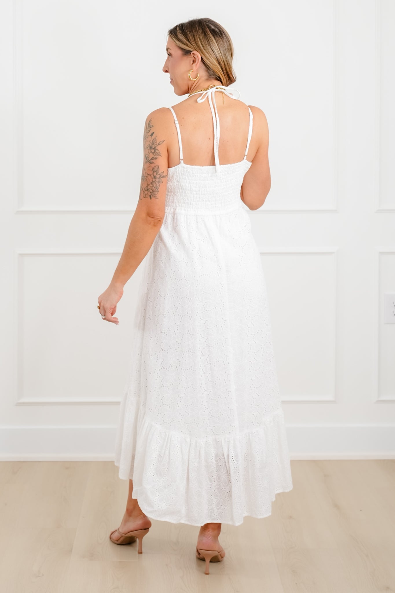 Plus/Reg White Embroidered Spaghetti Strap Midi Dress