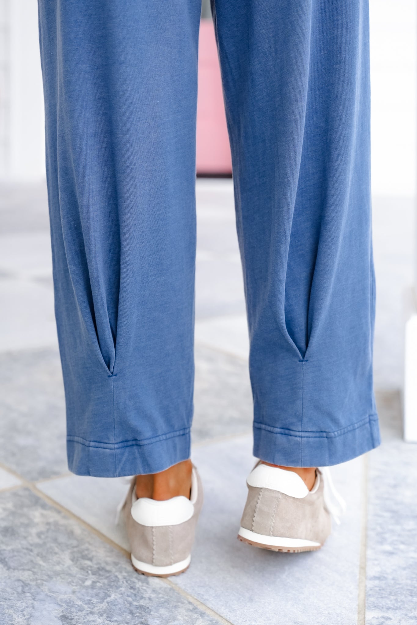 Solid Elastic Waist Knit Pants with Side Pockets