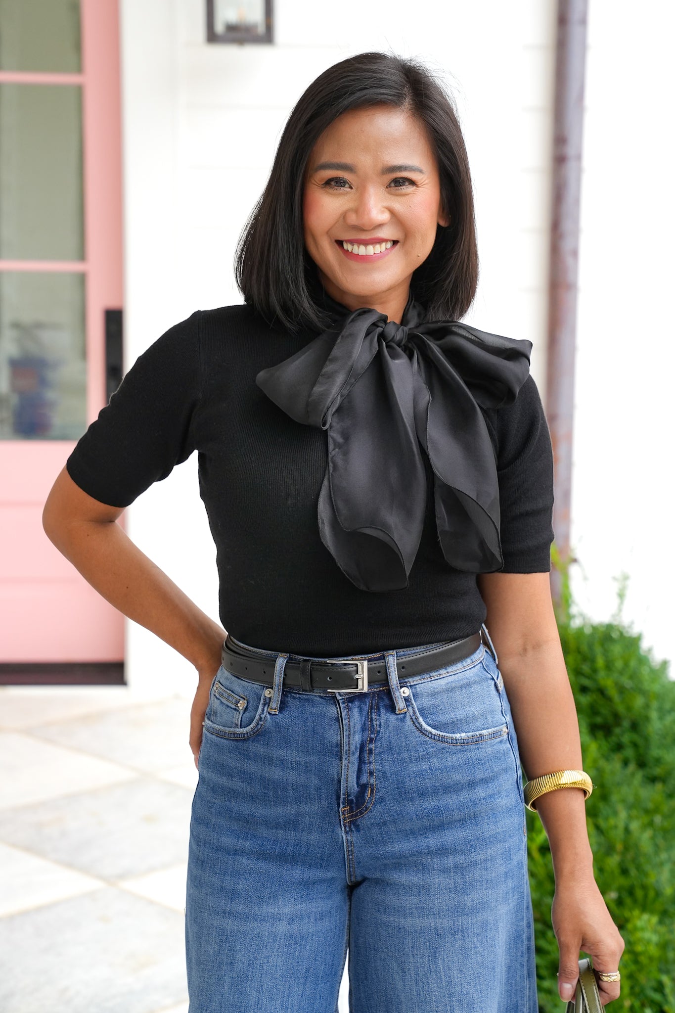 Short Sleeve Knit Top with Bow Neck Tie