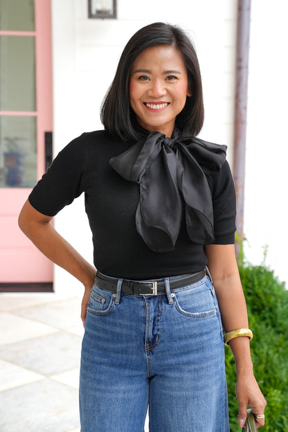 Short Sleeve Knit Top with Bow Neck Tie