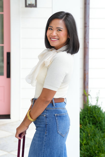 Short Sleeve Knit Top with Bow Neck Tie