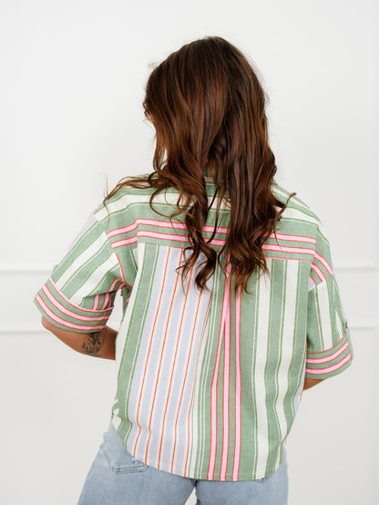 Plus/Reg Stripe Short Sleeve Button Down Top with Chest Pockets