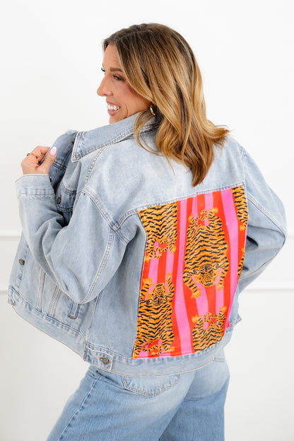 Medium Wash Long Sleeve Button Down Jacket with Patch Tiger Print