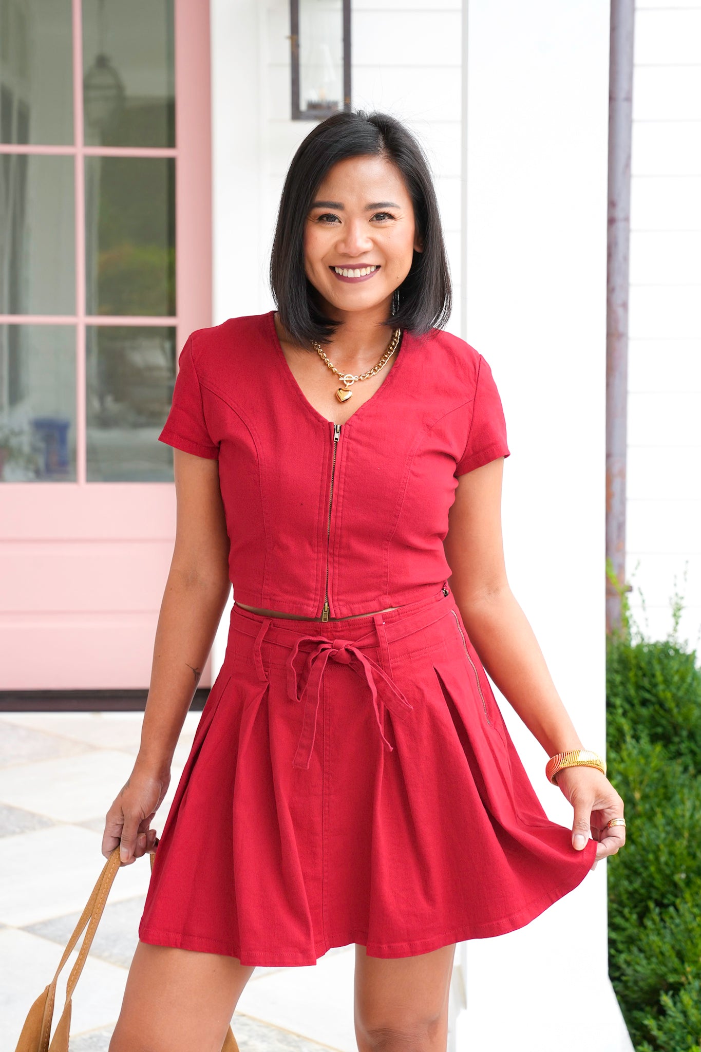 Red Short Sleeve Cropped V Neck Top