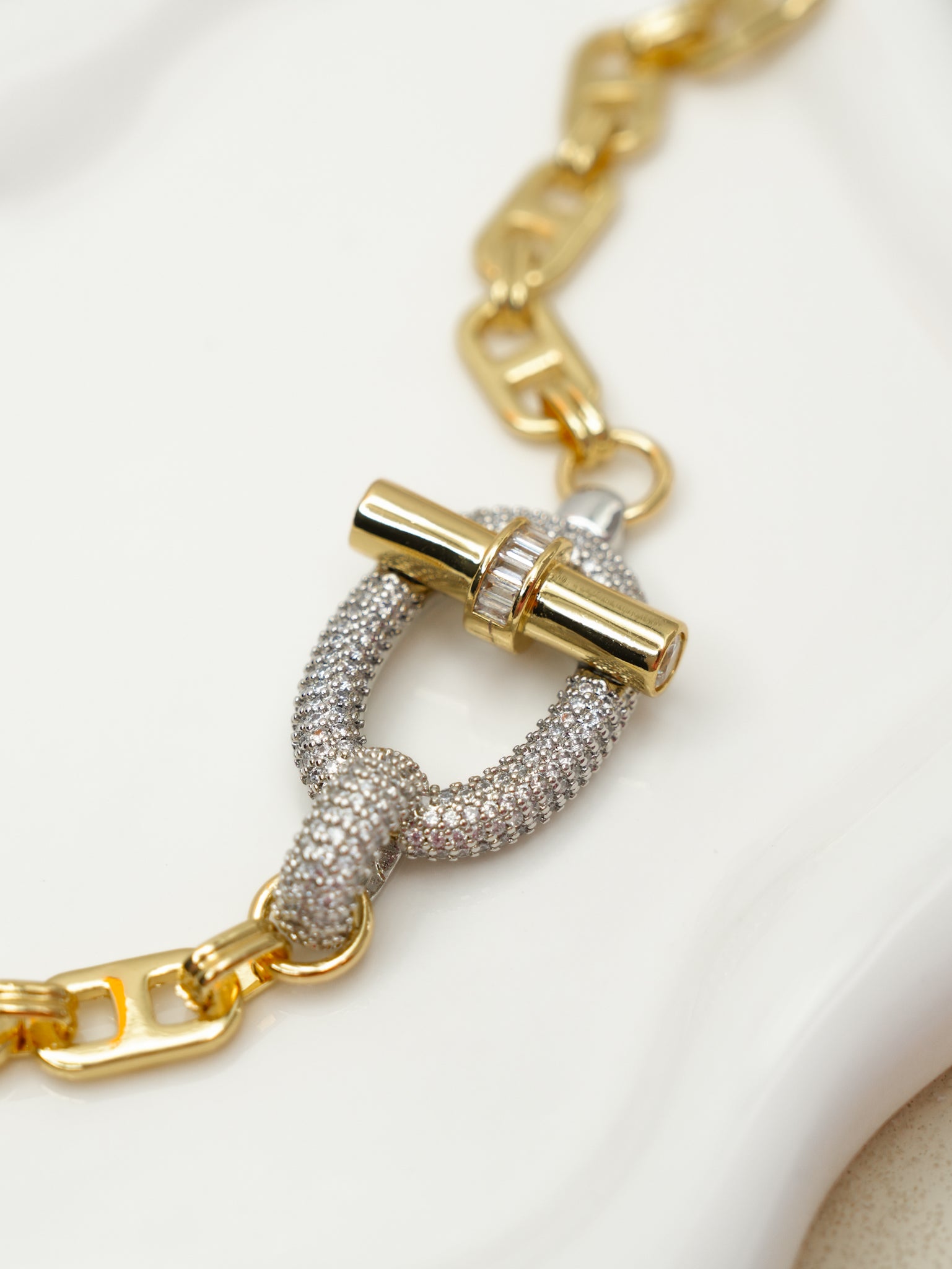 Gold Toggle Bracelet – Freckled Poppy