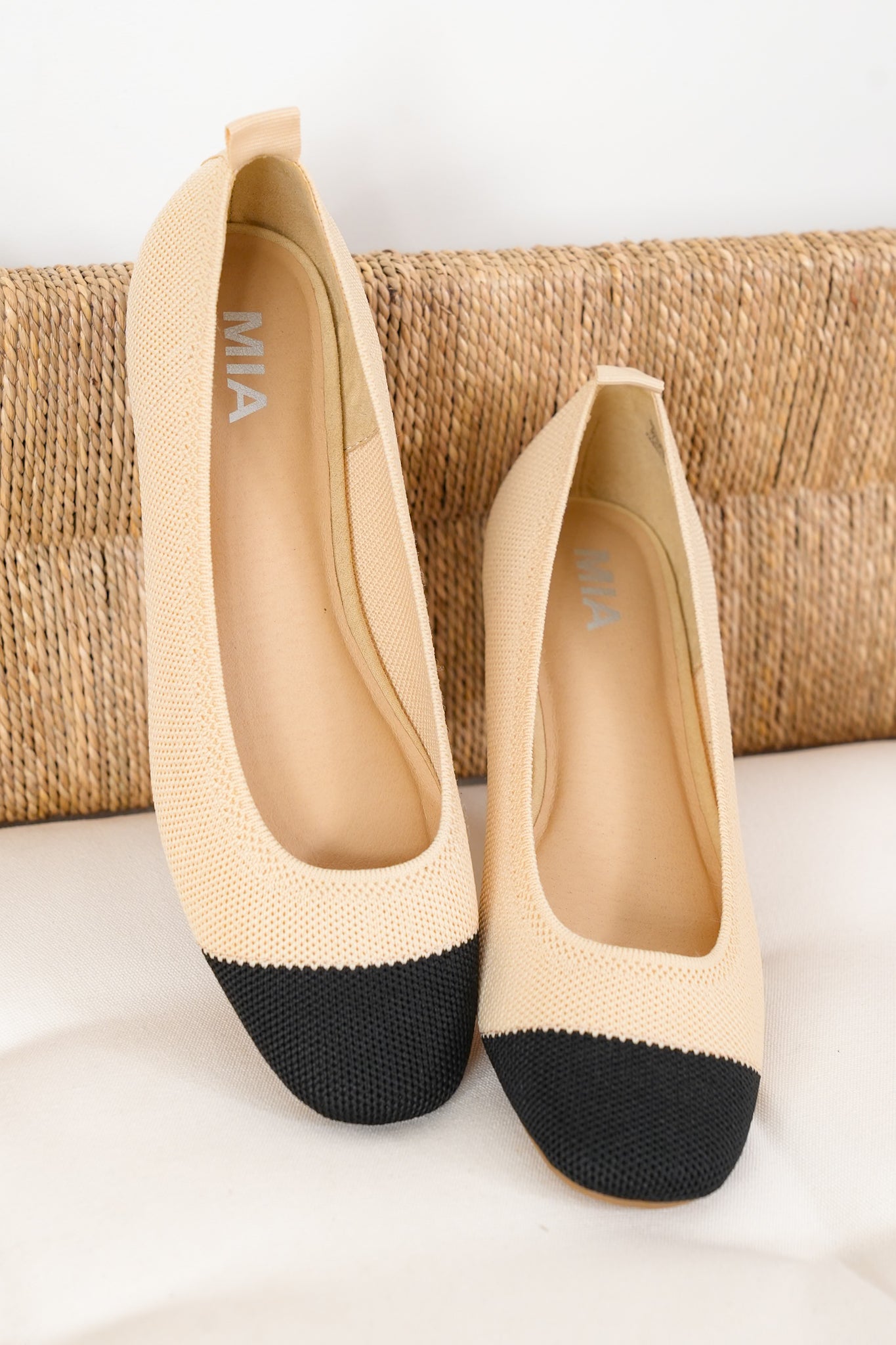 MIA Elegant Textured Ballet Flat