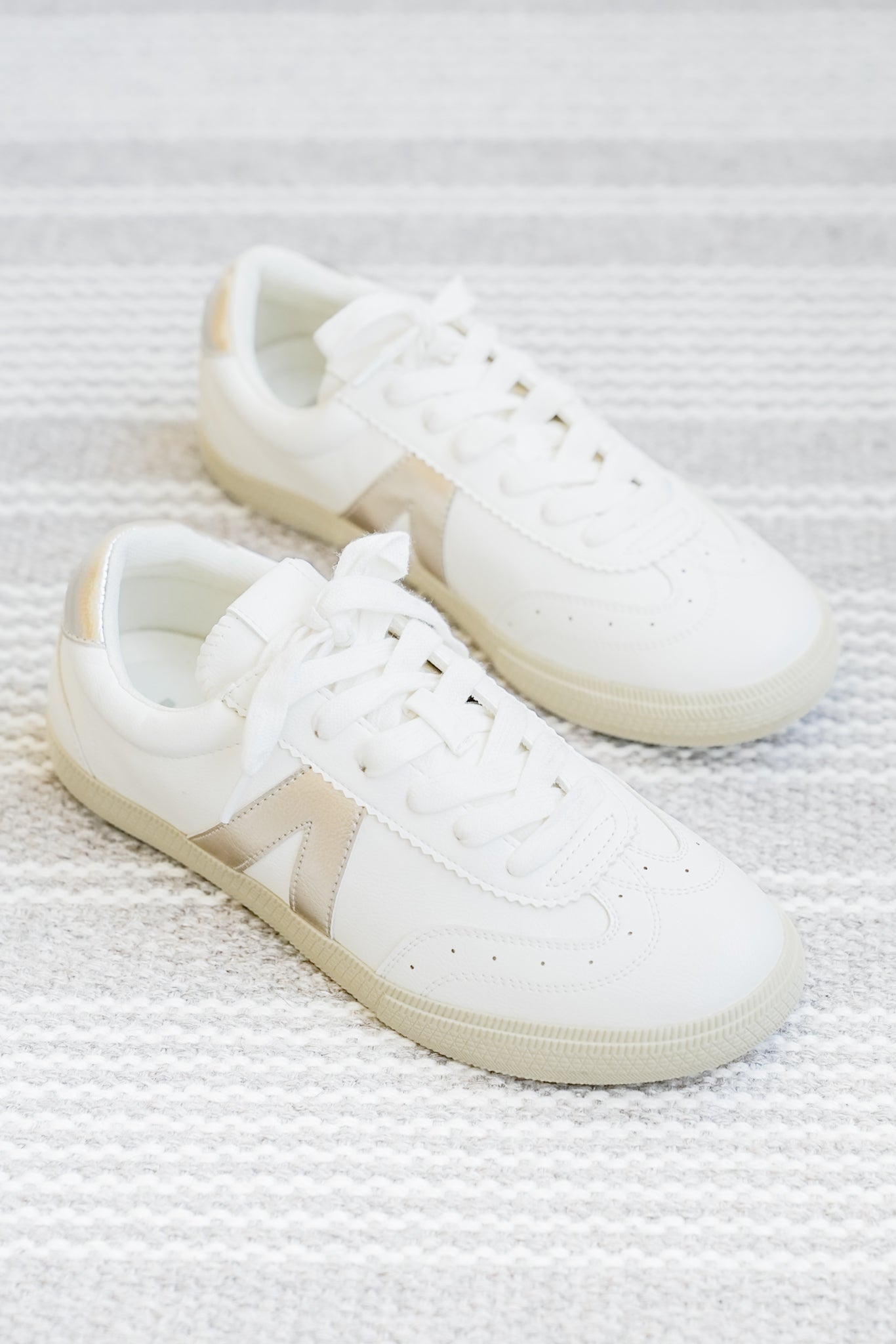 MIA Low Top Lace-Up Sneaker with Metallic V Accent