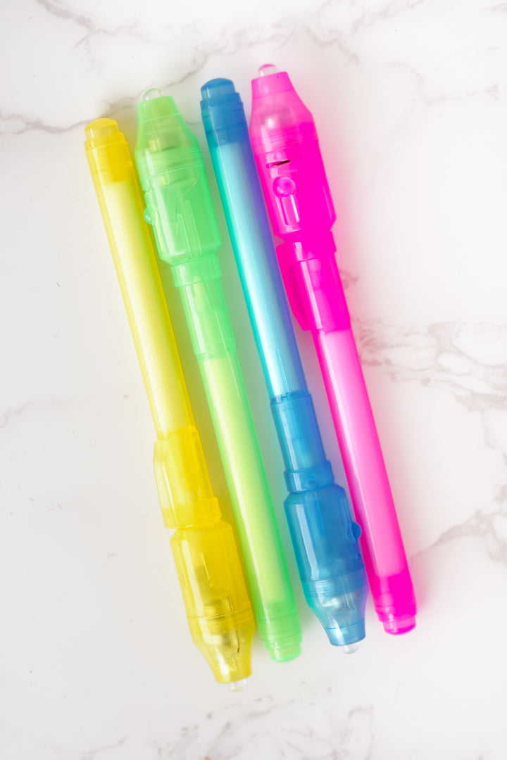 Set of 4 Secret Pens with UV Light