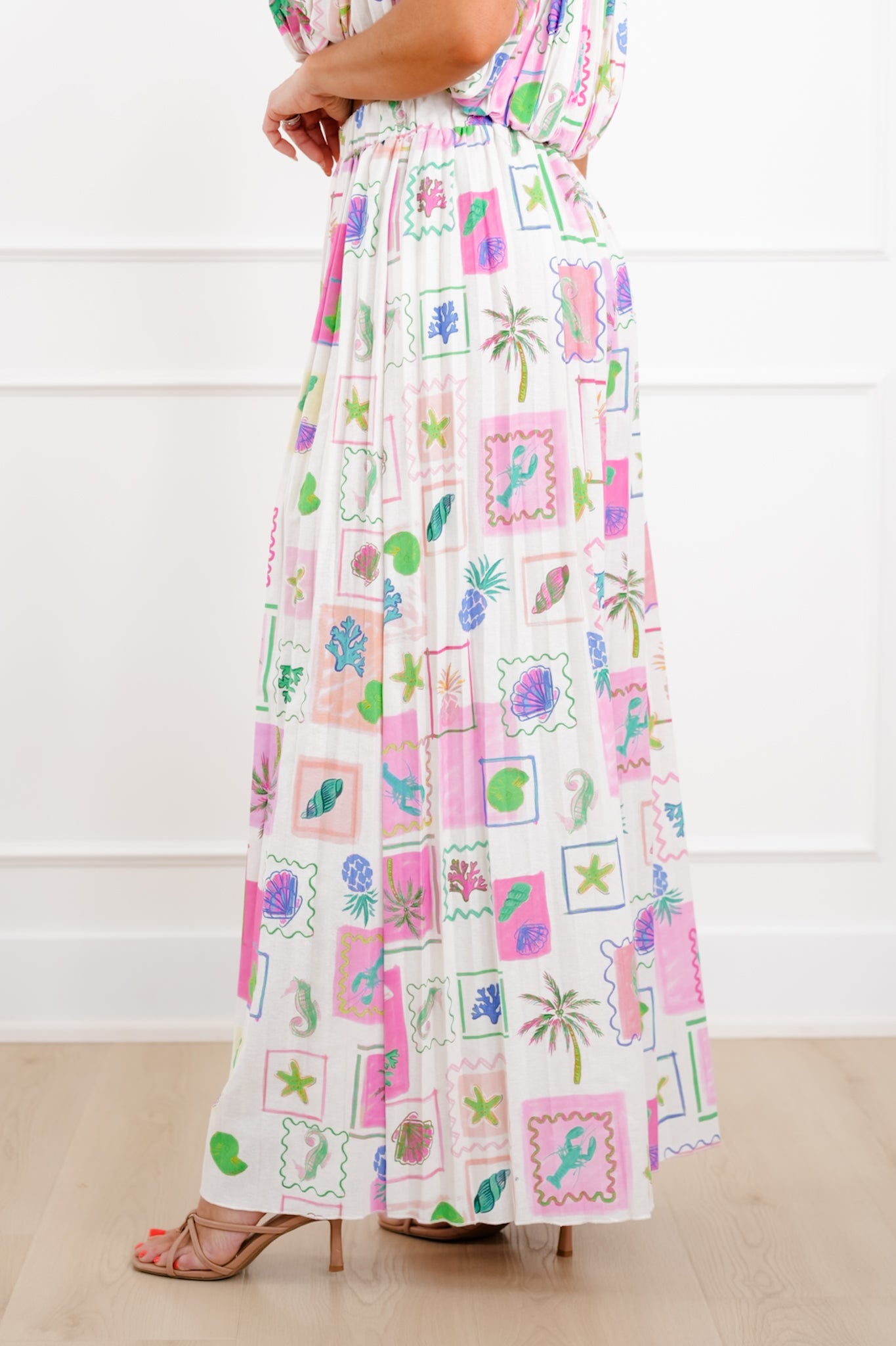 Tropical Print Elastic Waist Pleated Flowy Pants