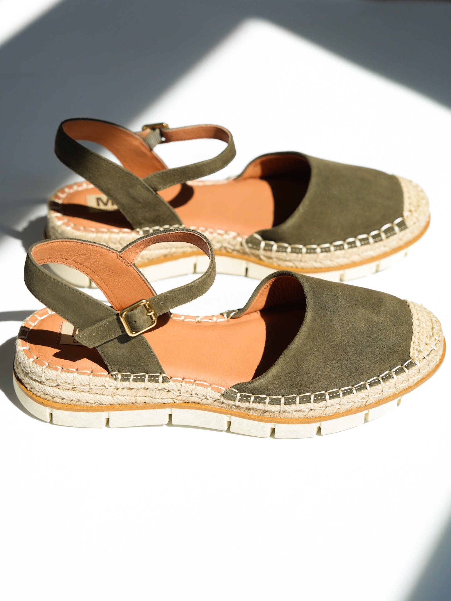 MIA Closed Toe Sandal with Adjustable Strap - Freckled Poppy