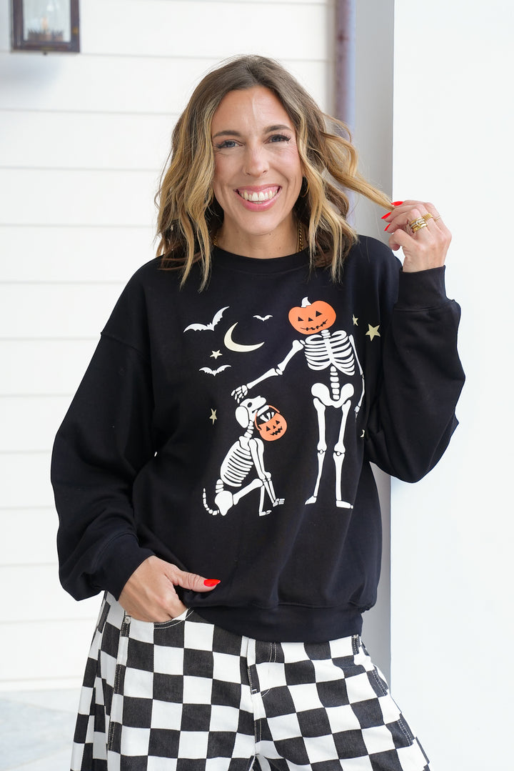 Long Sleeve Crew Neck Skeleton Print Top with Pumpkins