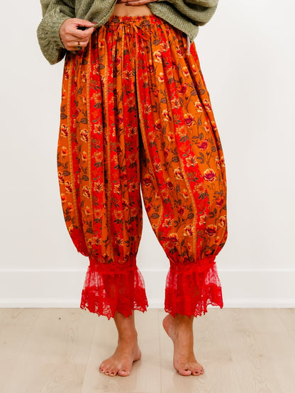 Plus/Reg Floral Elastic Waist Pants with Ruffle Trim - Freckled Poppy