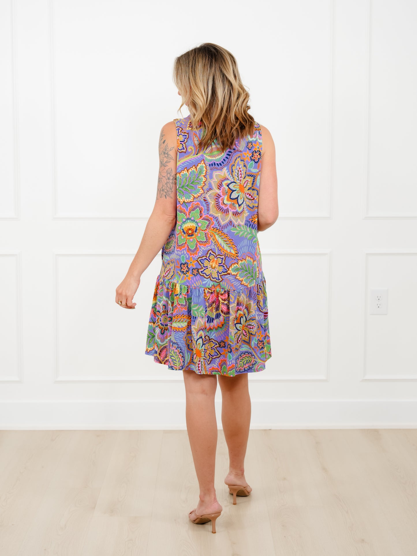 Plus/Reg Flower Pattern Sleeveless Midi Dress