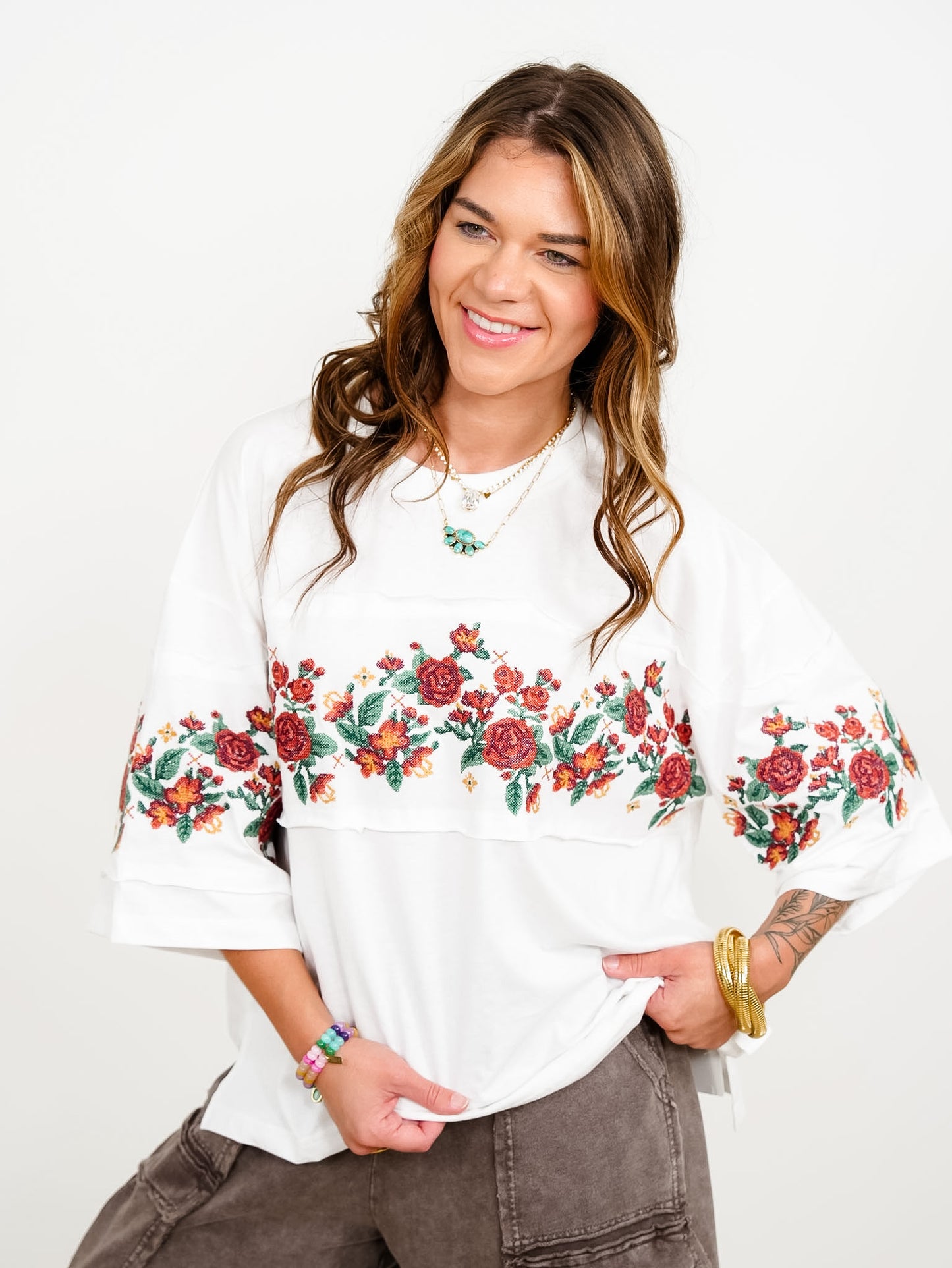 Plus/Reg Floral Embroidered Half Sleeve Raw Edge Top