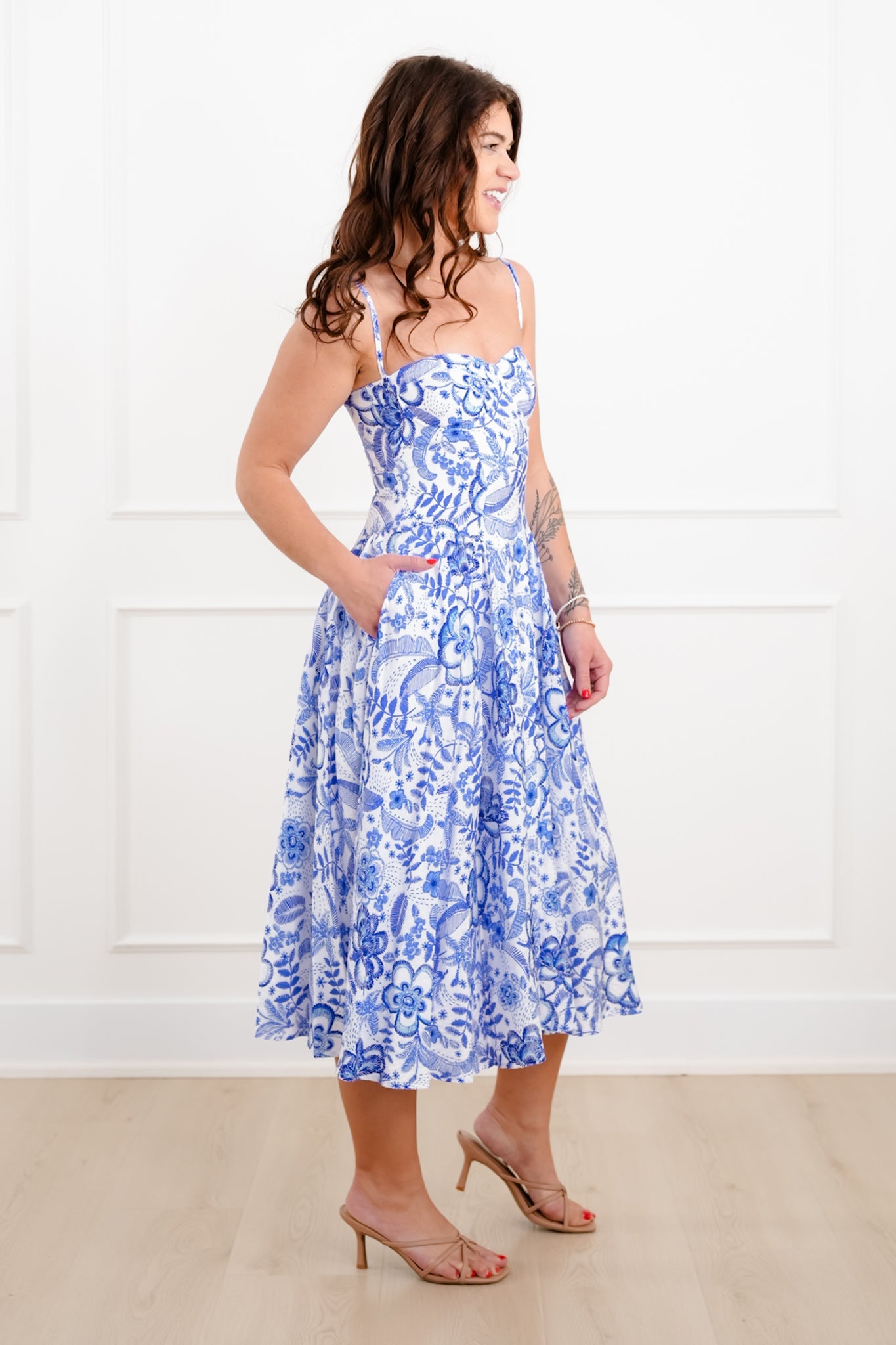 Blue Floral Sleeveless Midi Dress